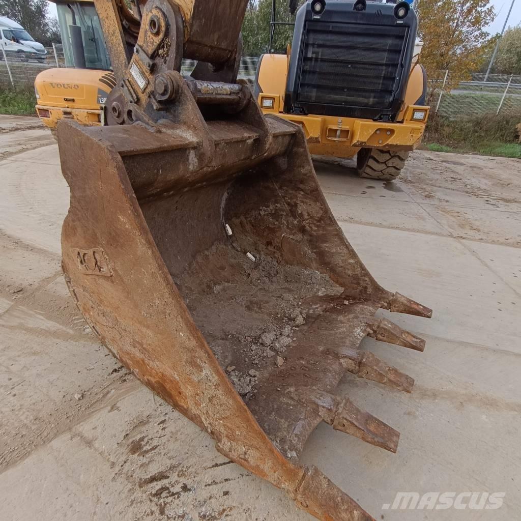 CAT 330FLN Pásové rýpadlá
