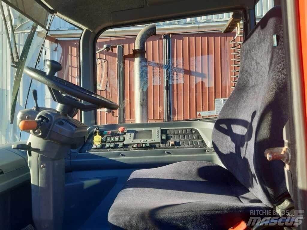 Kalmar TT618i Terminálový ťahač