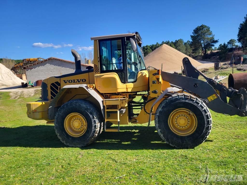 Volvo L90f Kolesové nakladače