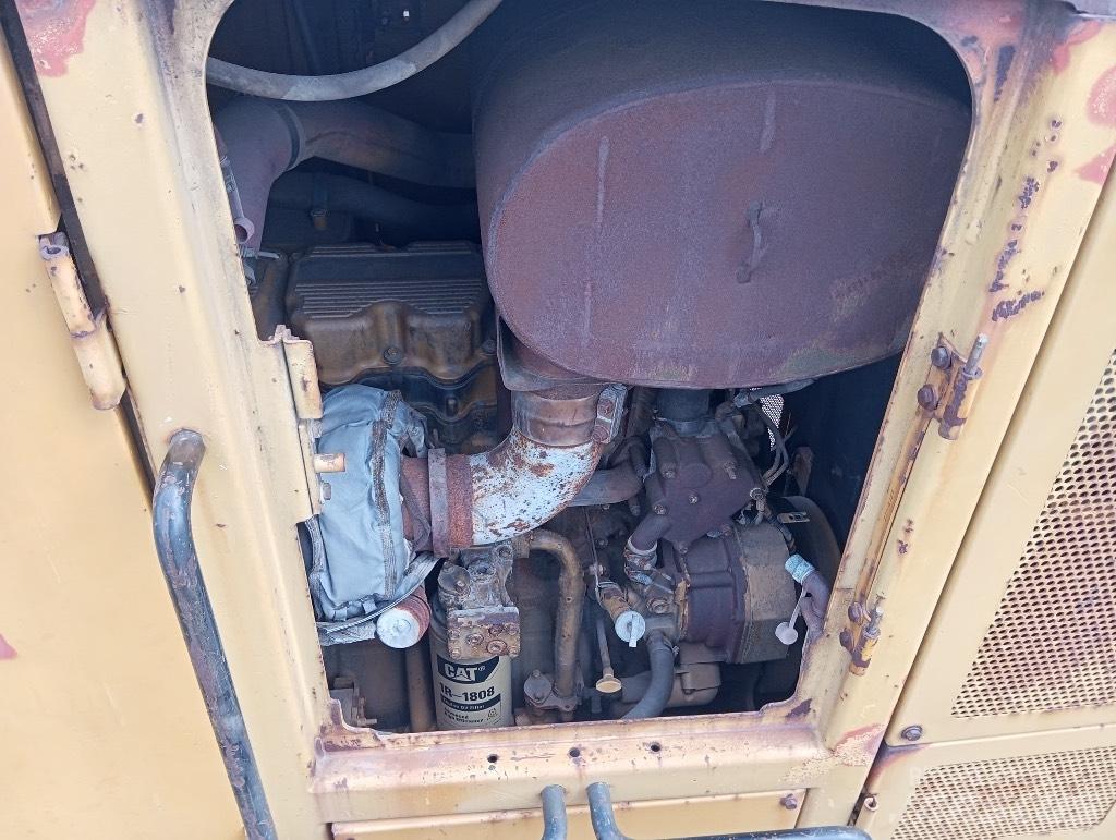 CAT 24 M Grejdery