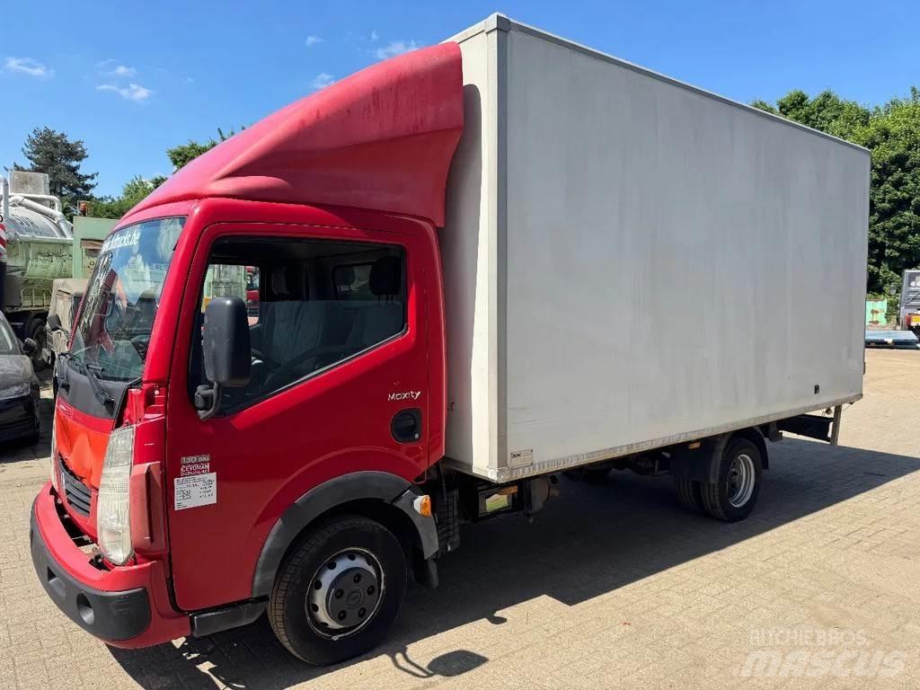 Renault Maxity 130 Iné