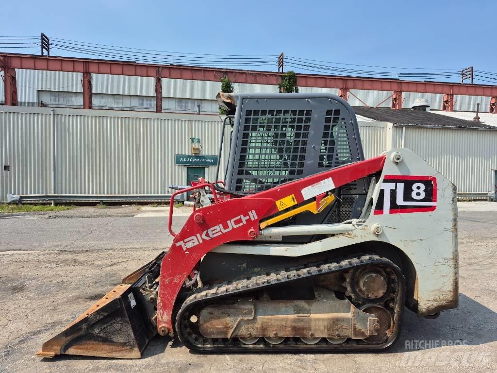 Takeuchi TL 8 Šmykom riadené nakladače