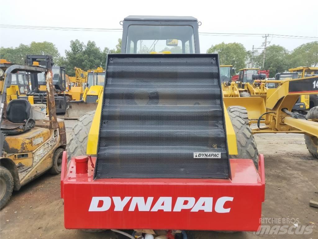 Dynapac CA 251 D Ťahačové valce
