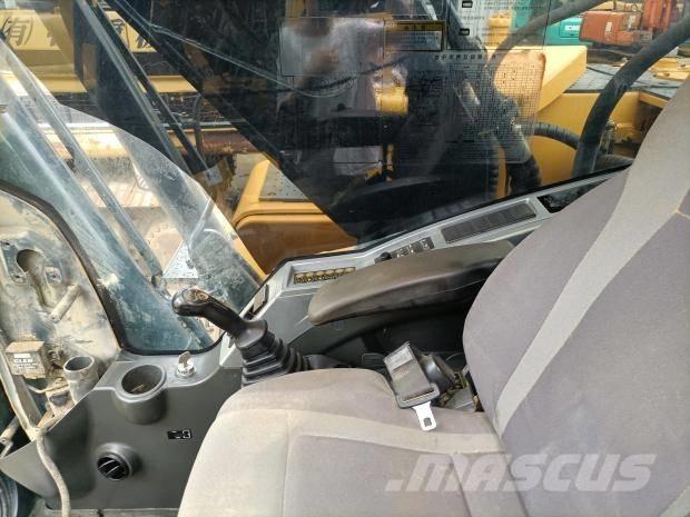 Hyundai 220LC Pásové rýpadlá