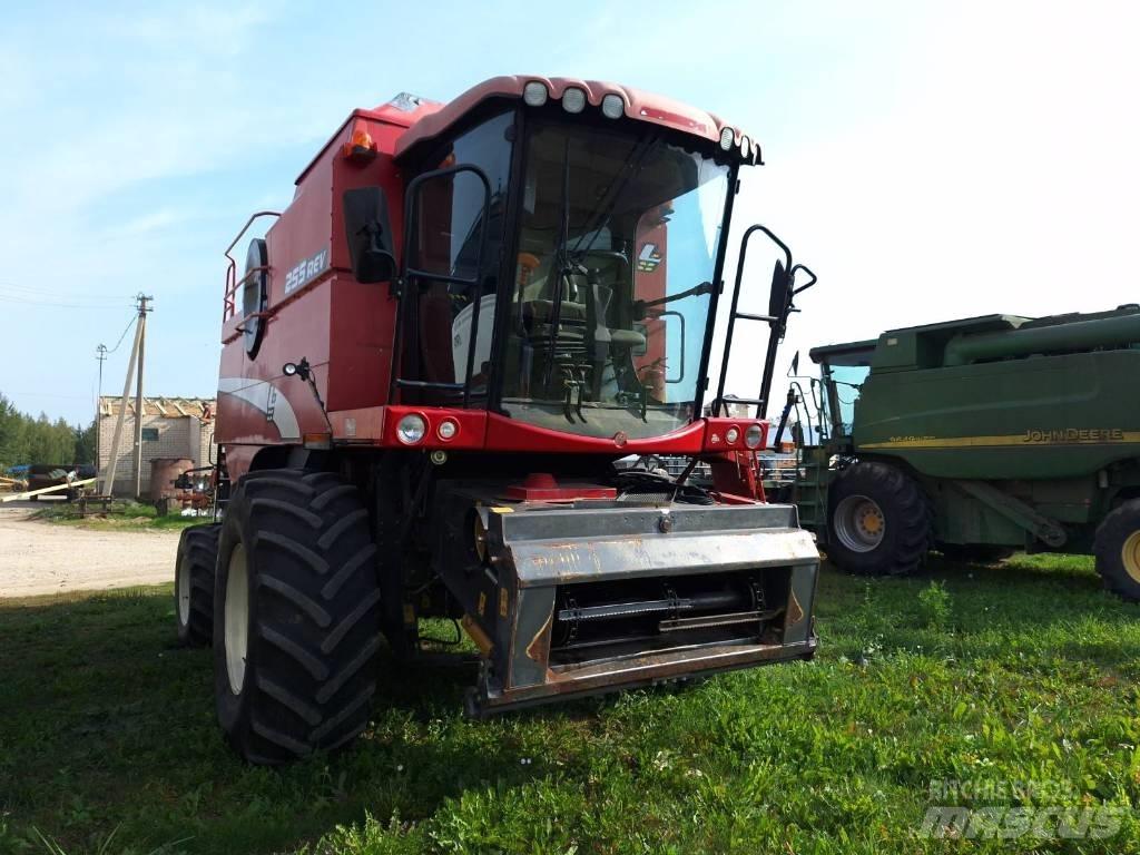Laverda 255 Kombinované zberacie stroje