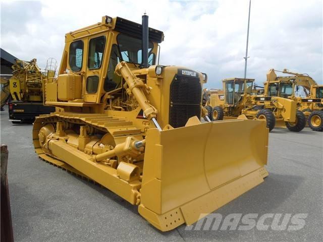 CAT D 7 G Pásové dozéry