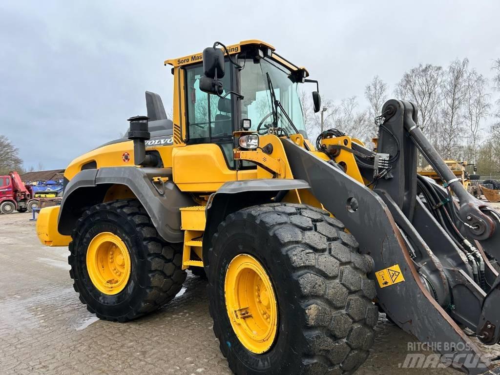 Volvo L 120 H Kolesové nakladače
