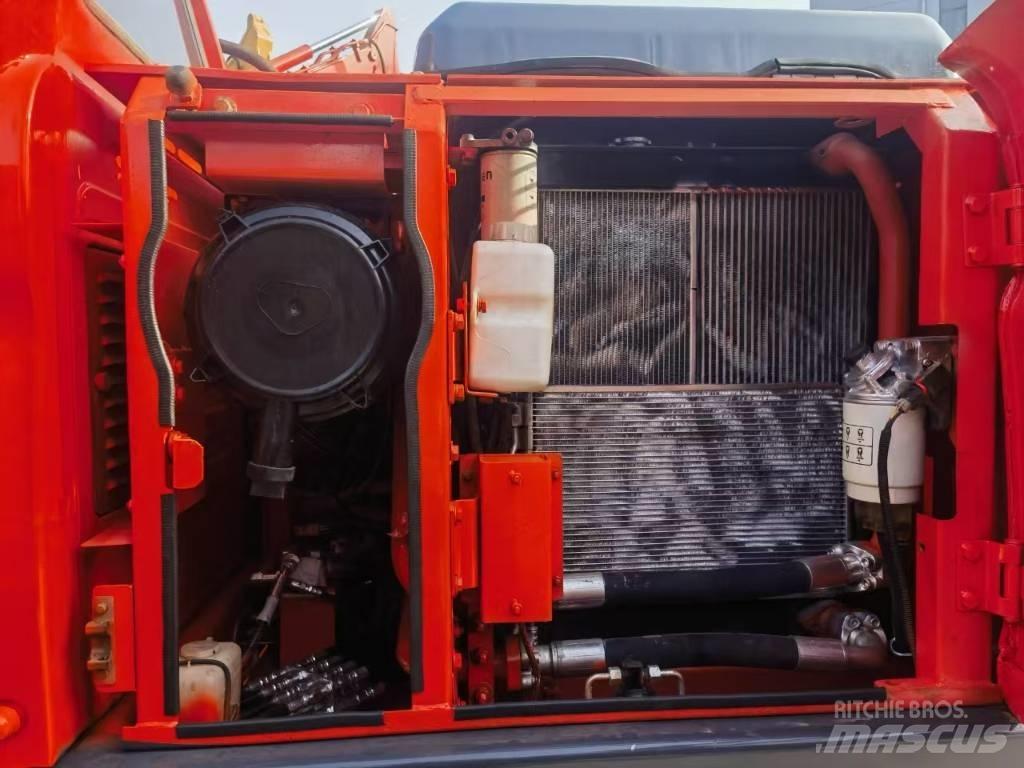 Doosan dx140lc-9c Pásové rýpadlá