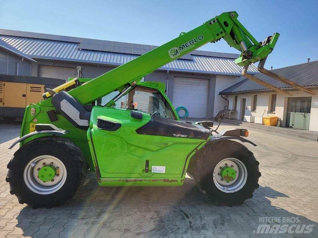 Merlo TF33.7 Viacúčelové nakladače