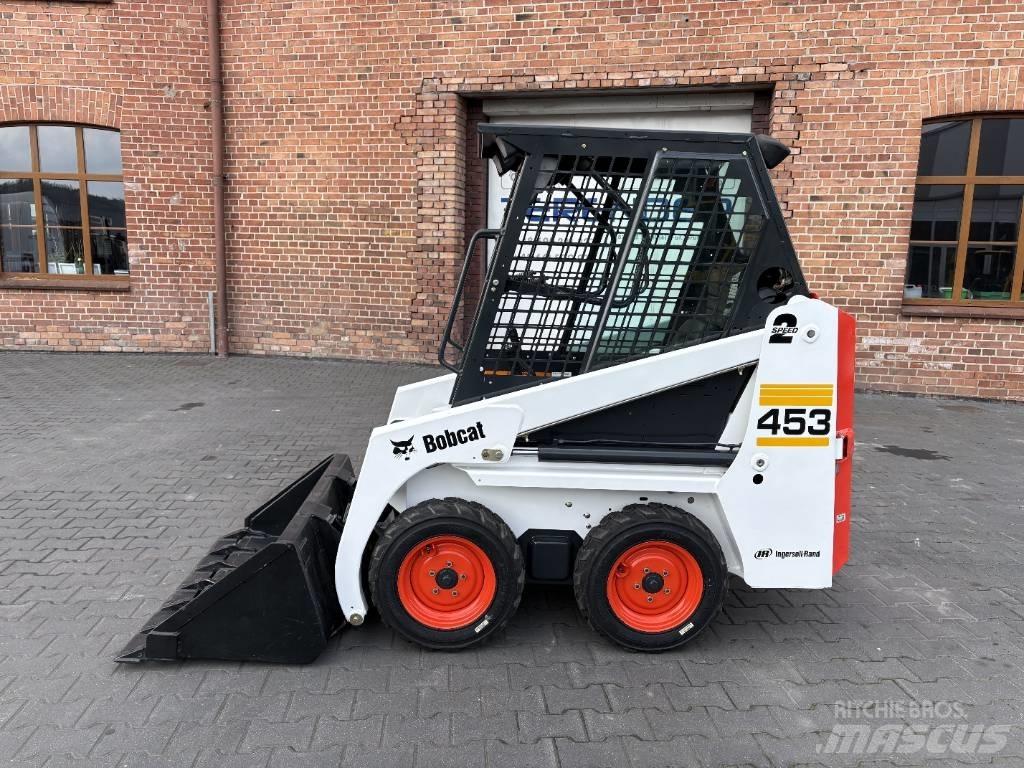 Bobcat 453 Šmykom riadené nakladače