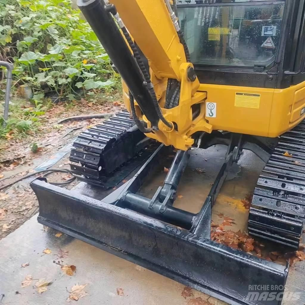 CAT 303.5 E CR Mini rýpadlá < 7t