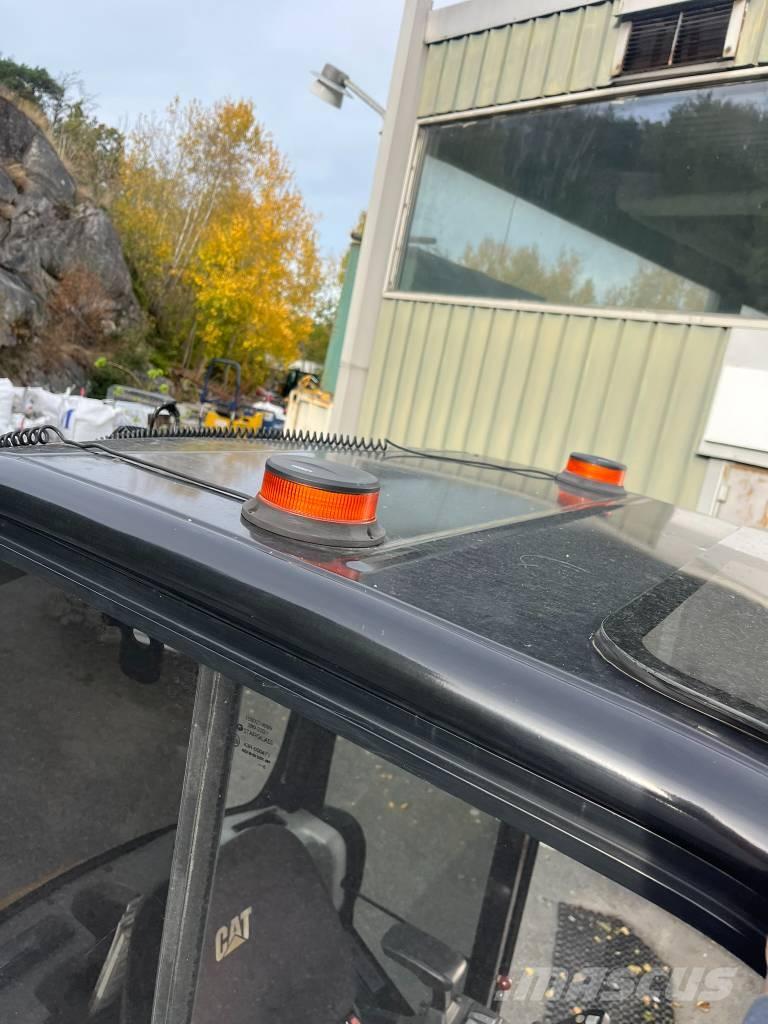 CAT 301.7 D Rototilt Mini rýpadlá < 7t