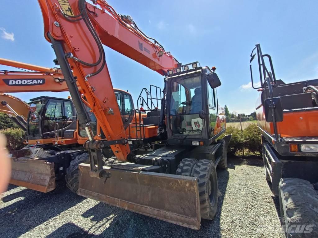 Doosan DX140W-5 Kolesové rýpadlá