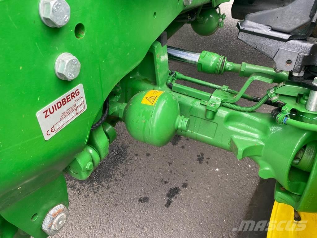 John Deere 6R130 Traktory