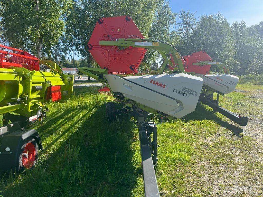 CLAAS Trion Kombinované zberacie stroje