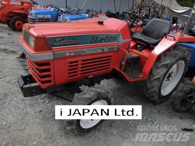 Kubota L 1-225 Traktory