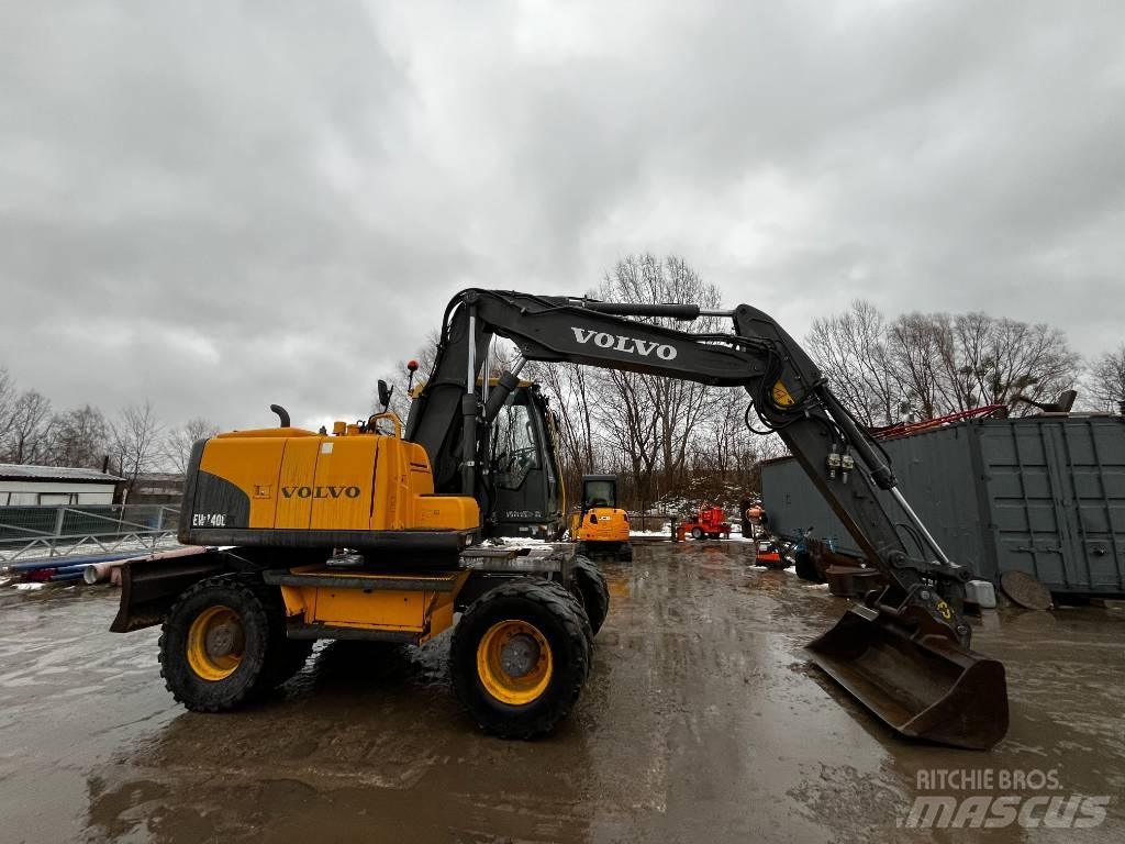Volvo EW 140 C Kolesové rýpadlá