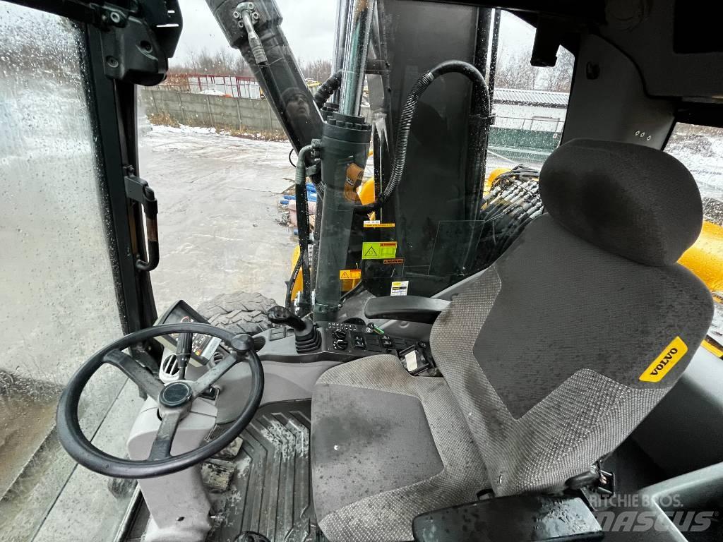 Volvo EW 140 C Kolesové rýpadlá