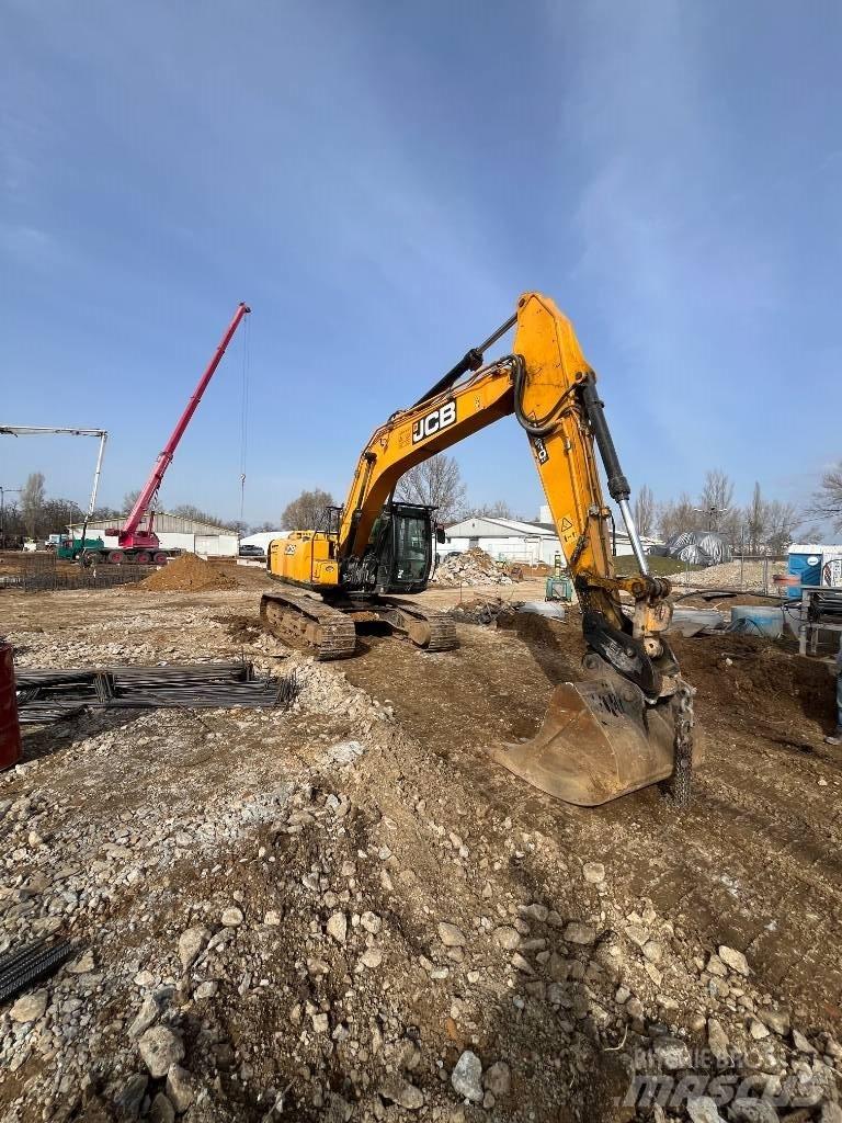 JCB JS 210 Pásové rýpadlá