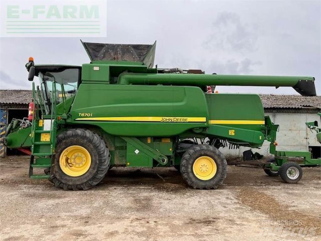 John Deere T670 Kombinované zberacie stroje