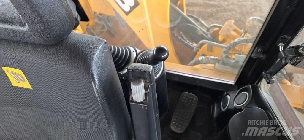 JCB 3 CX Rýpadlo-nakladače