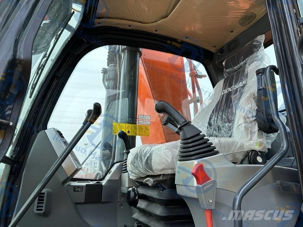 Doosan DX 300LC-9C Pásové rýpadlá