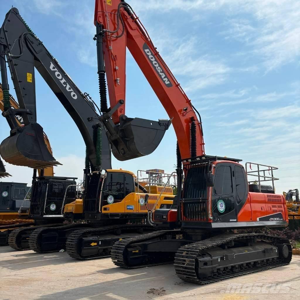 Doosan DX 300LC-9C Pásové rýpadlá