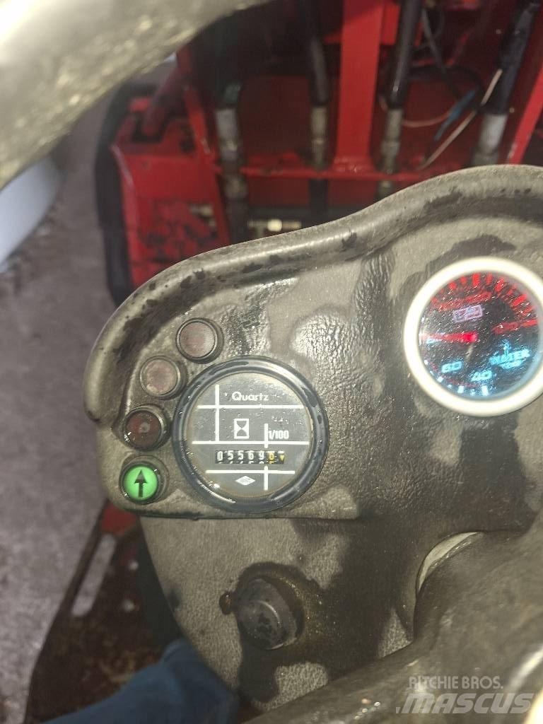 Weidemann 1360 Viacúčelové nakladače