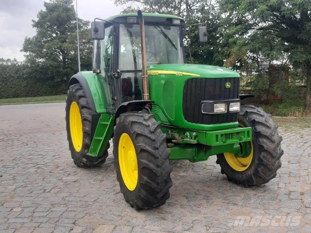 John Deere 6520 Traktory