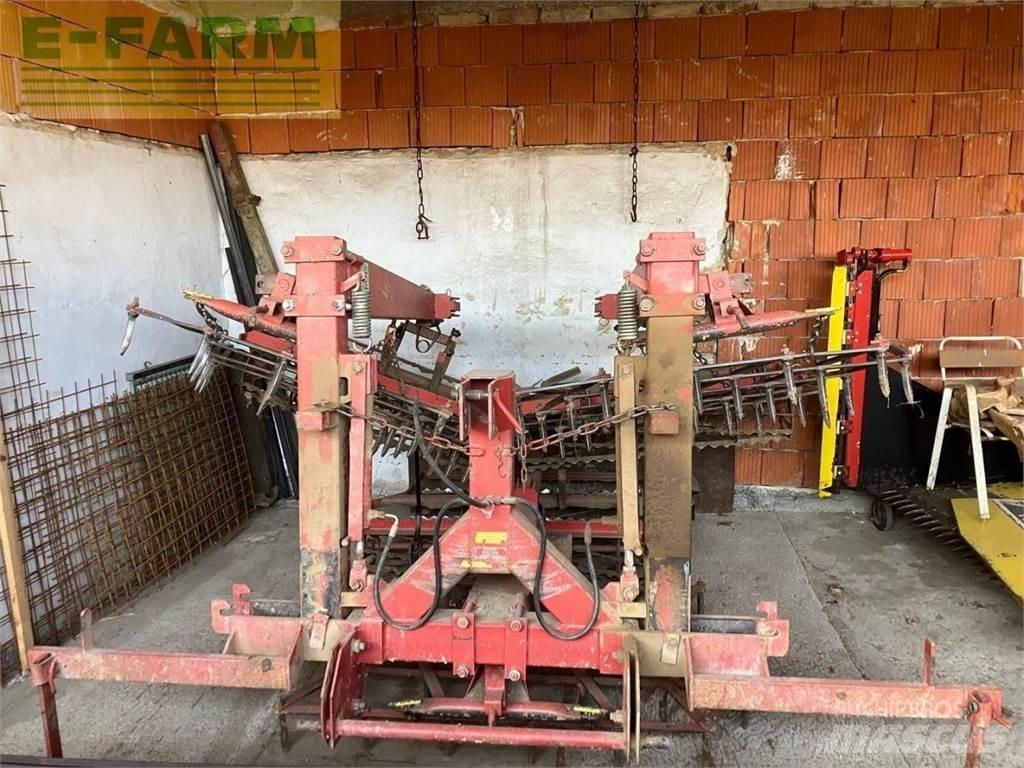 Becker K440 Kombinované sejačky