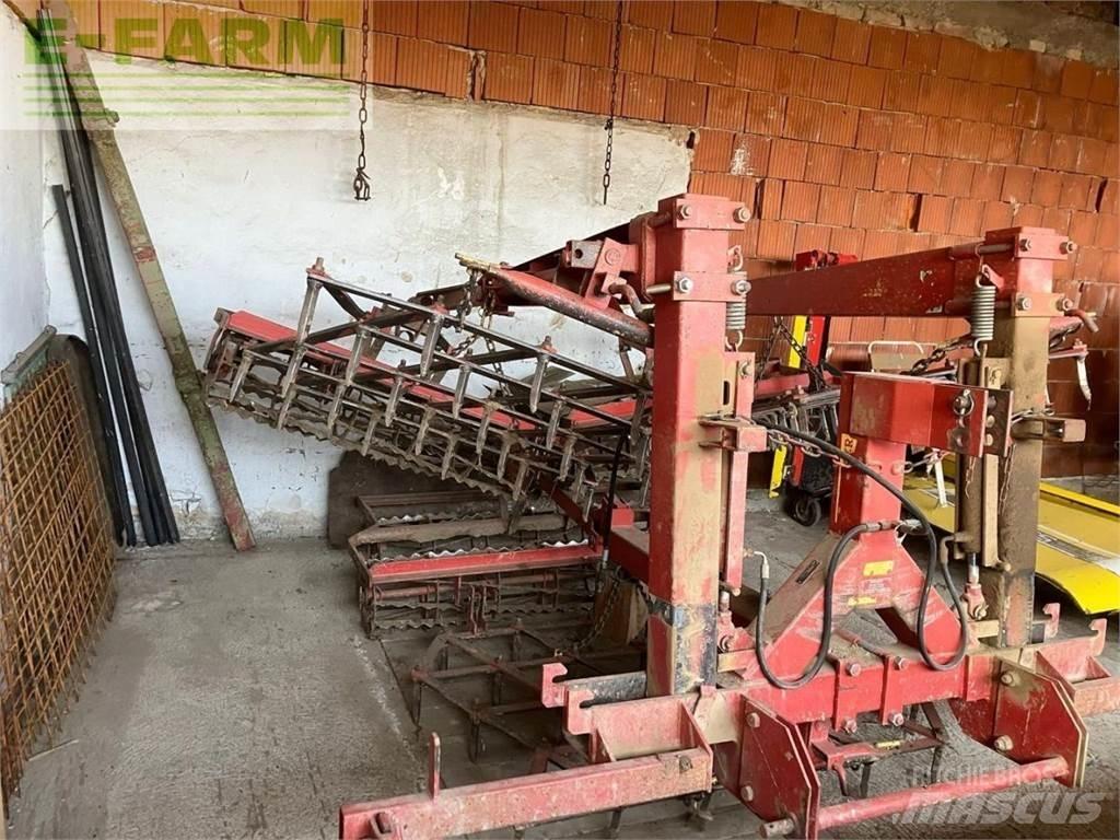 Becker K440 Kombinované sejačky