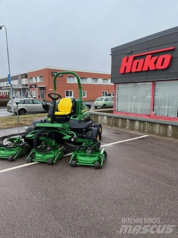 John Deere 9009 Kosačky na kosenie roughov a semiroughov