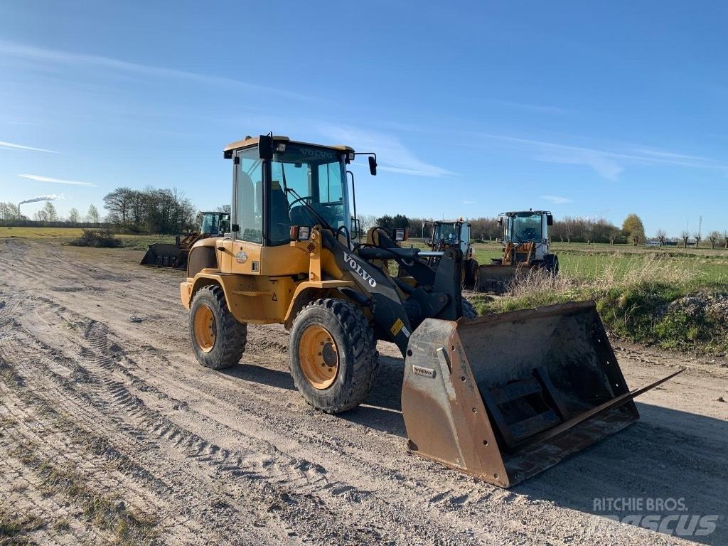 Volvo L 30 G Kolesové nakladače