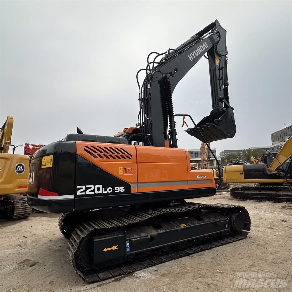 Hyundai R220LC-9S Pásové rýpadlá