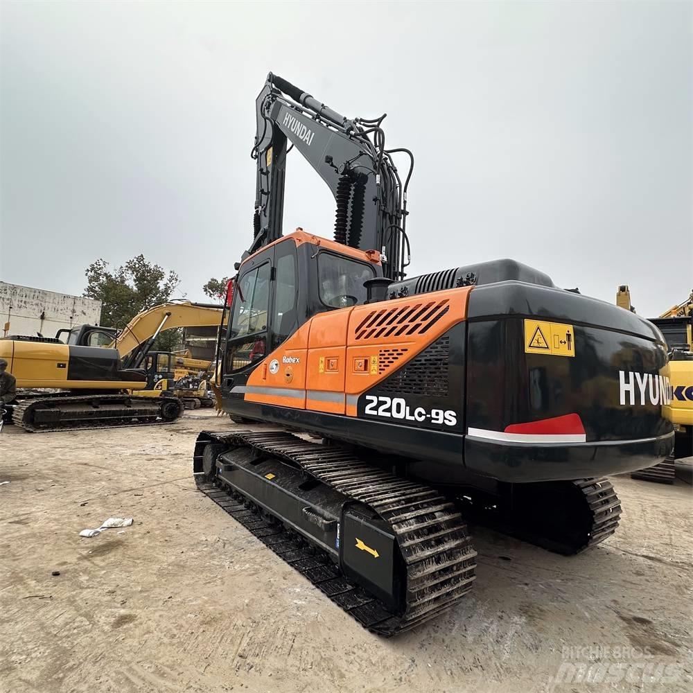 Hyundai R220LC-9S Pásové rýpadlá