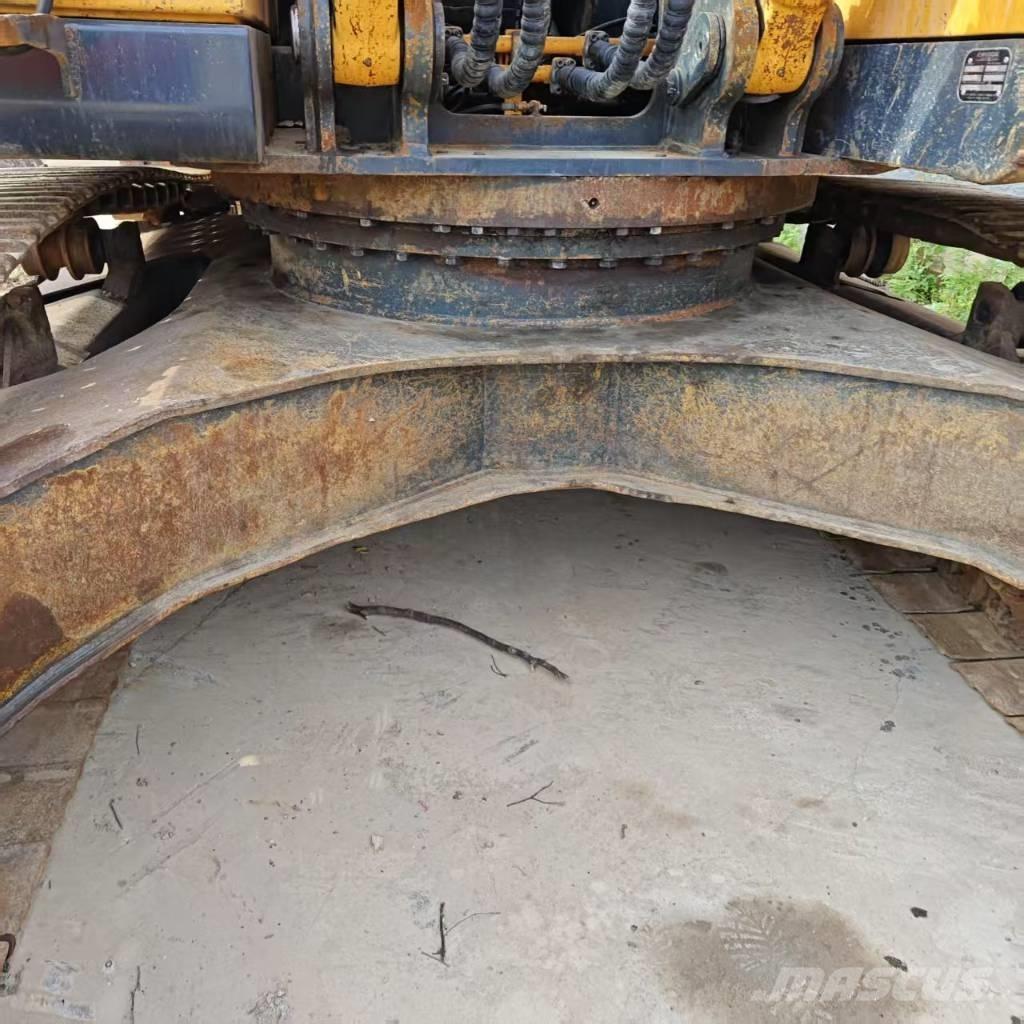 Hyundai R300LC Pásové rýpadlá