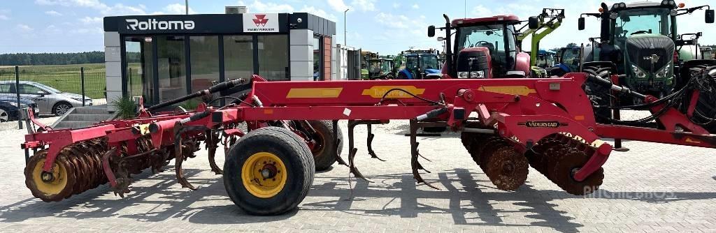 Väderstad Topdown300 Kultivátory