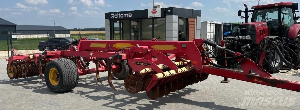 Väderstad Topdown300 Kultivátory