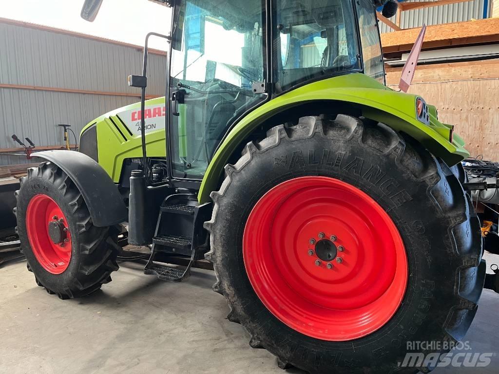 CLAAS Arion 410 CIS Traktory