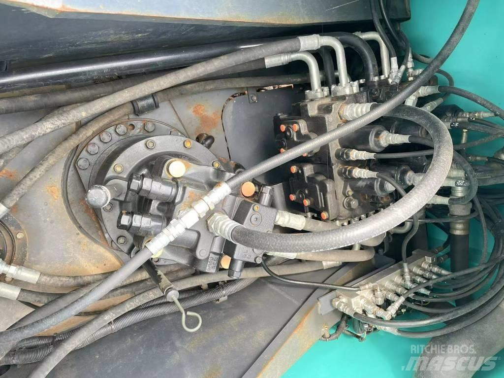 Kobelco 200 Pásové rýpadlá