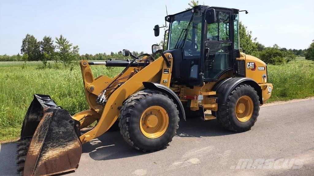 CAT 908M  Cat 908 Kolesové nakladače