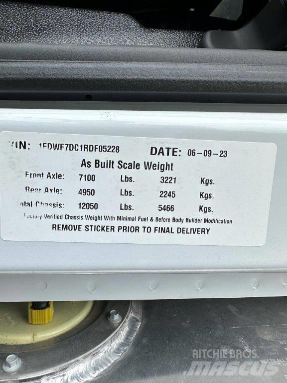 Ford F 750 Nákladné vozidlá bez nadstavby