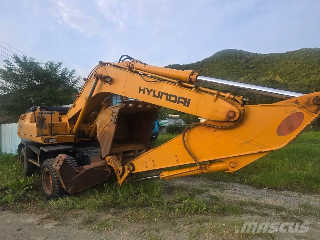 Hyundai Robex 2000W Kolesové rýpadlá