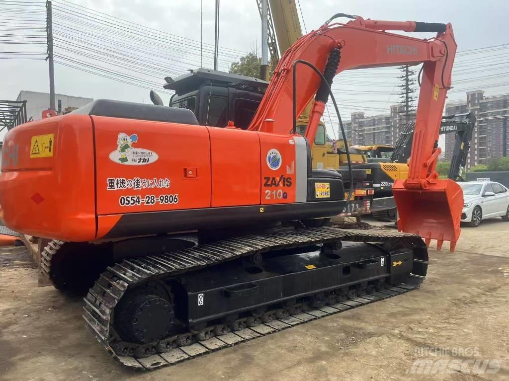 Hitachi 210LC Pásové rýpadlá
