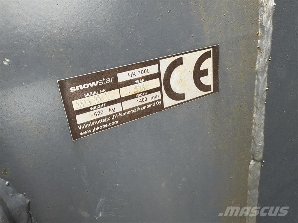 Snowstar HK700L Posýpače soli a piesku