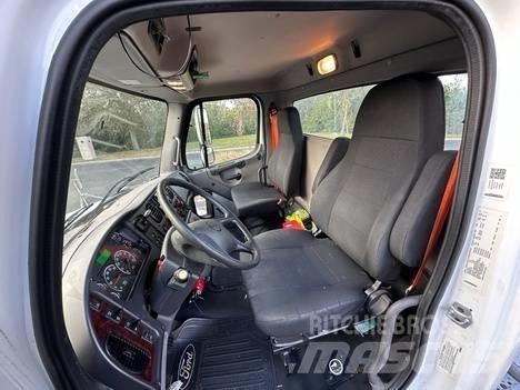 Freightliner M2 Ťahače