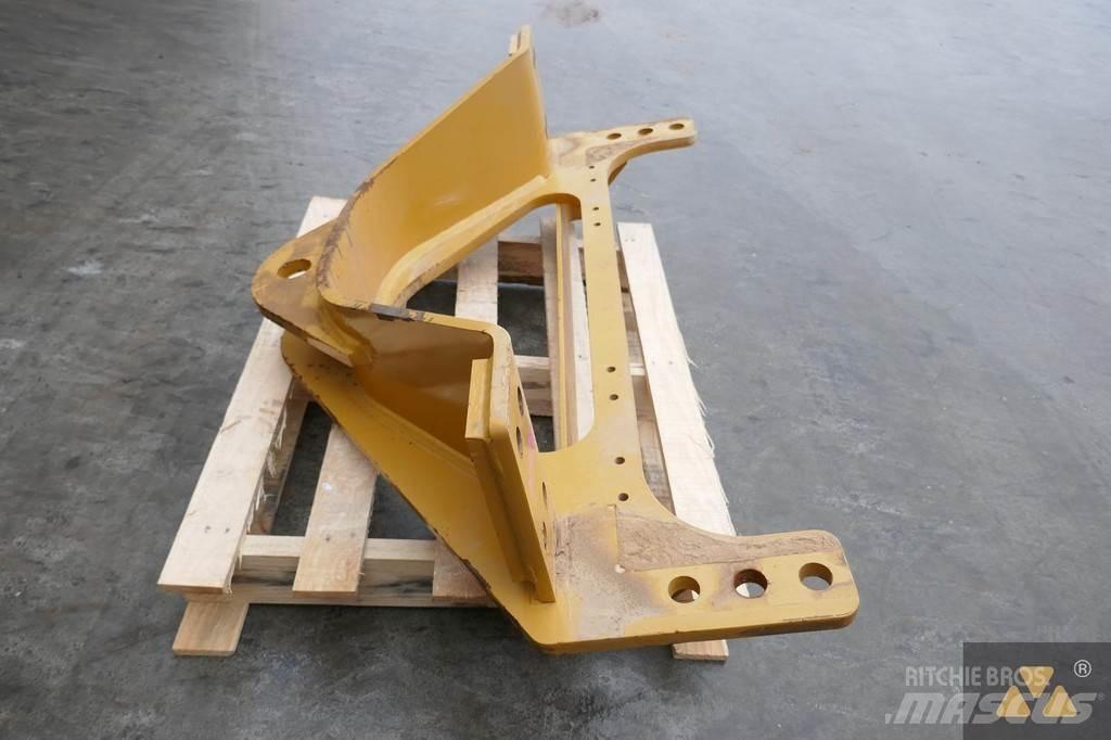 CAT 140M3 Drawbar Doprava – ostatné