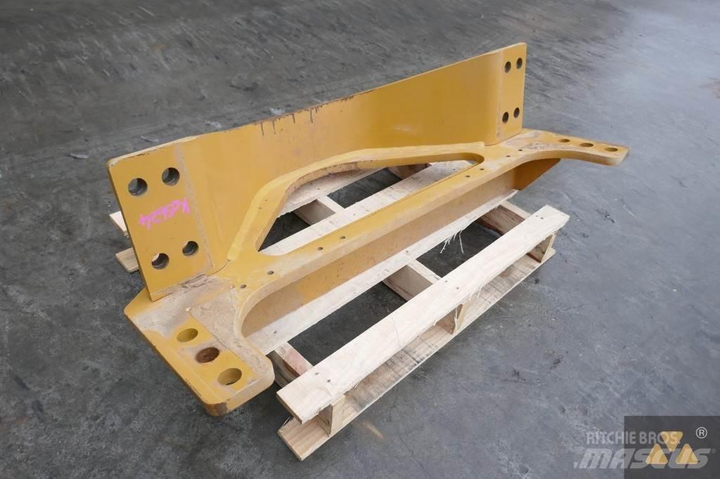 CAT 140M3 Drawbar Doprava – ostatné