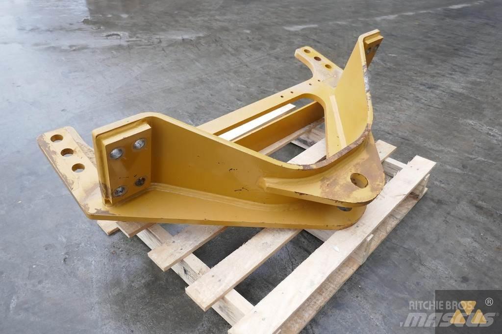 CAT 140M3 Drawbar Doprava – ostatné