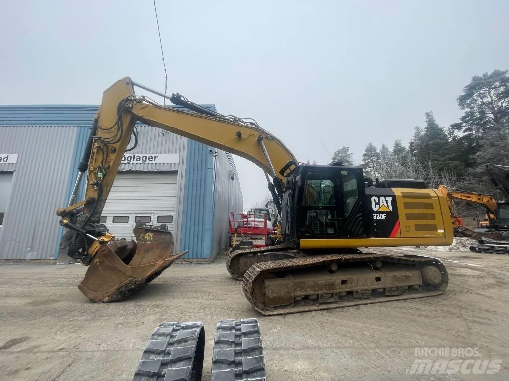 CAT 330 Pásové rýpadlá